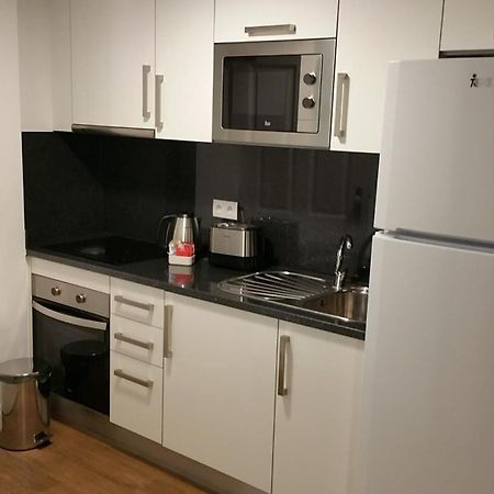 Edificio Charles 101 Apartment ฟุงชาล ภายนอก รูปภาพ